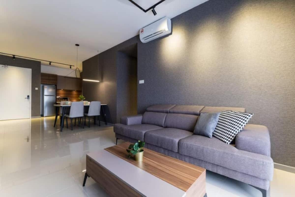 Apartment New! Modern Classy Luxury United Point现代优雅奢华 6pax *